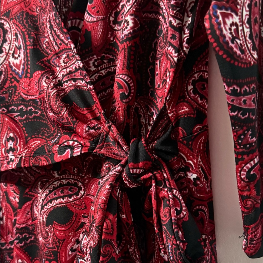 Ellos Paisley Wrap around Dress in Red and Black - Picture 4 of 5